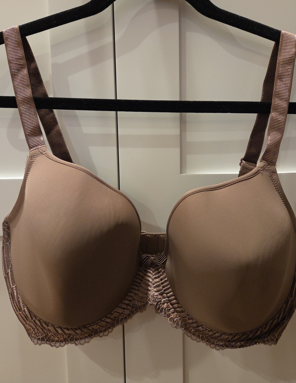 Wacoal Nude T-Shirt Bra with Lace Trim